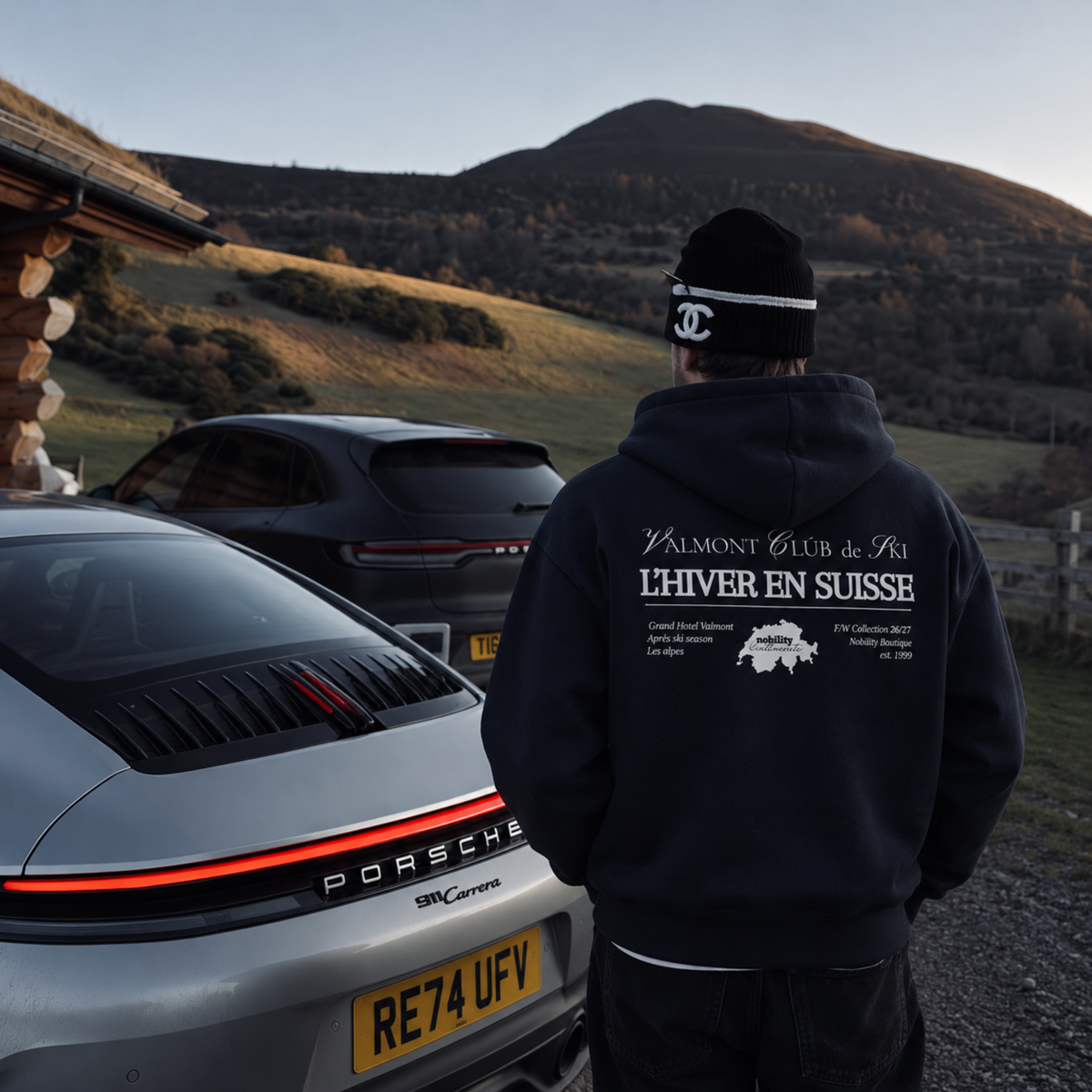 L'Hiver Valmont Hoodie